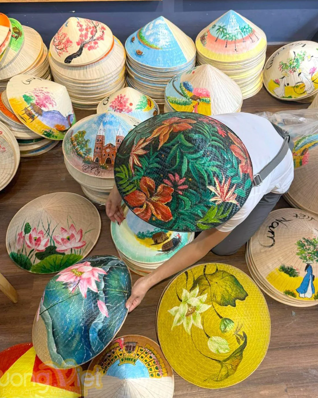 Gửi Nón Lá Từ Việt Nam Đi Úc – Uy Tín Số 1